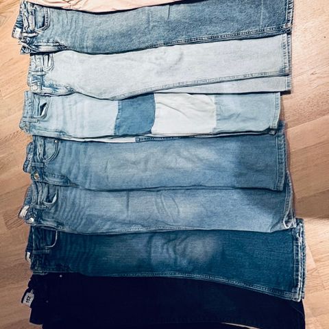 Jeans