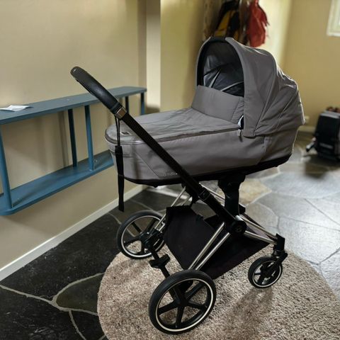 Cybex Priam - chrome/soho grey