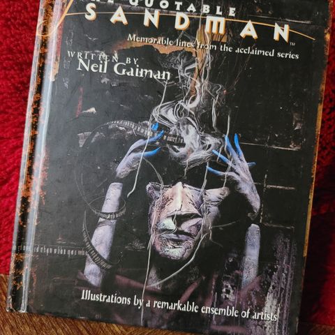 SANDMAN - BOK - 92 SIDER - DC COMICS - ÅRSTALL 2000 - ILLUSTRASJONER