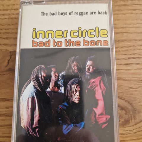 Reggae musikk. Inner Circle. Bad to the bone. Kassett.