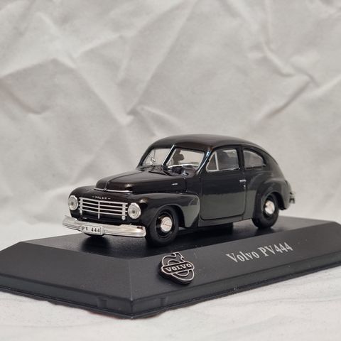 Volvo PV 444