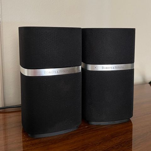 Bowers & Wilkins MM-1 selges