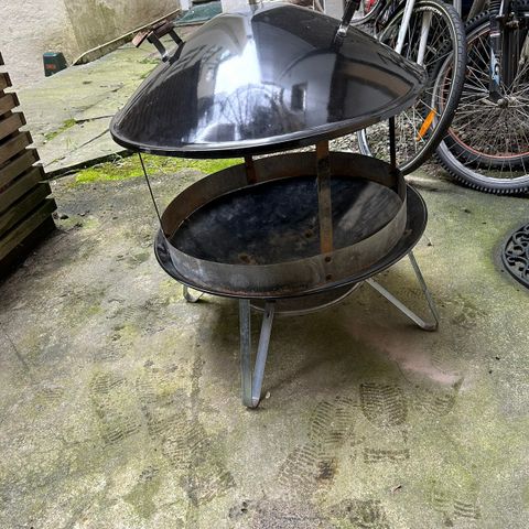 Weber bålpanne m/trekk