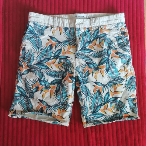 Tropical shorts