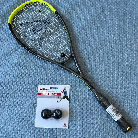 Dunlop  racket til squash  i karbon - NY - inkl 2 baller