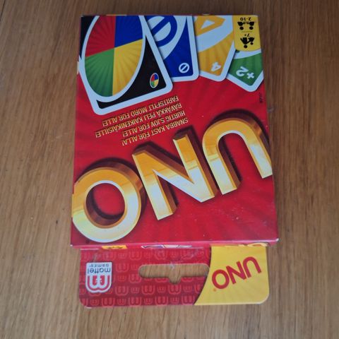 Uno kortspill