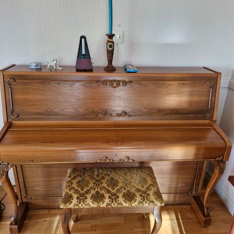 Piano Sauter 108