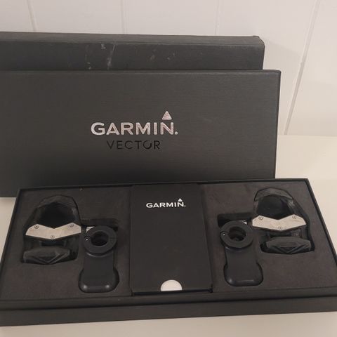 Garmin Vector 2  wattpedaler høyre og venstre