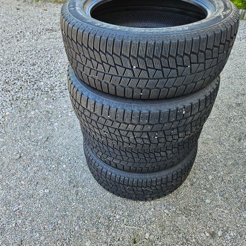 Maxxis vinterdekk