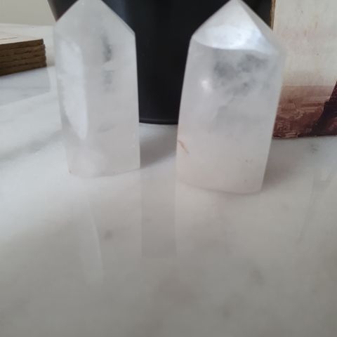 Quartz crystal