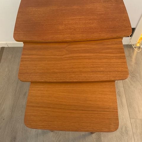 Retro settebord i teak selges kroner 1500/BUD