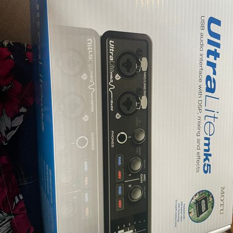 Motu Ultralite mk5 lydkort/usb interface