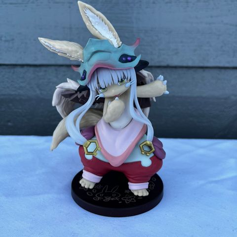 Made in Abyss. Nanachi figur