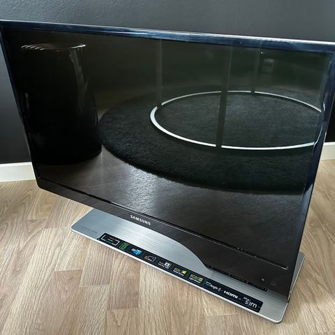 Samsung SyncMaster SA950, 27”, 120Hz, 3D