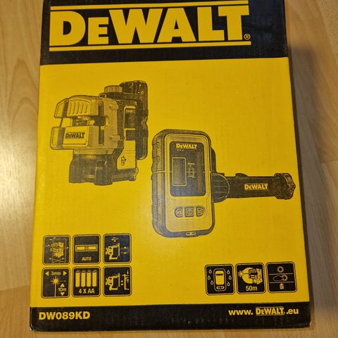 Krysslaser Dewalt DW089KD-XJ +Mottaker Dewalt DE0892
KD