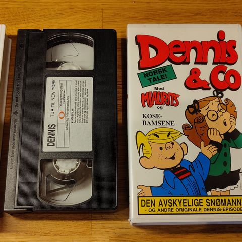 2stk Dennis & Co VHS selges samlet