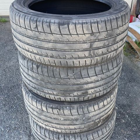 245/45r18 Sommerdekk