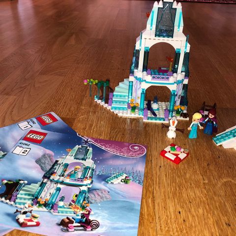 Lego Elsa og div Lego friends og Lego Disney