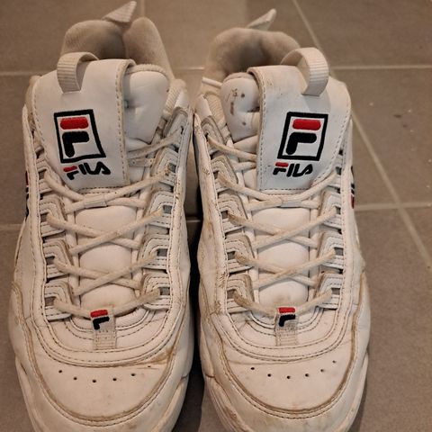 Fila sneakers str 39