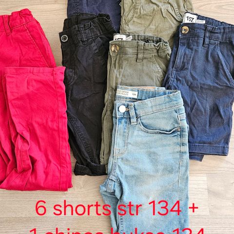 6 shorts + 1 bukse str 134