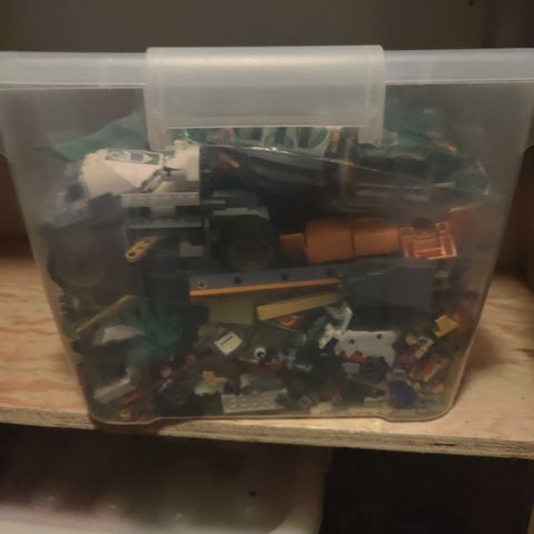 31 liter Lego