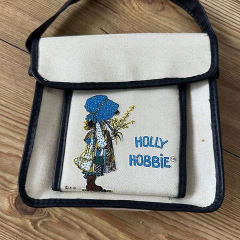 HOLLY HOBBIE veske med notatbok (fra 1970-tallet)