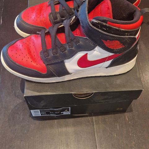 AIR JORDAN 1 HI FLYEASE STR 39