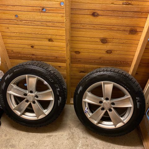 Dekk og felg 205/55 R16