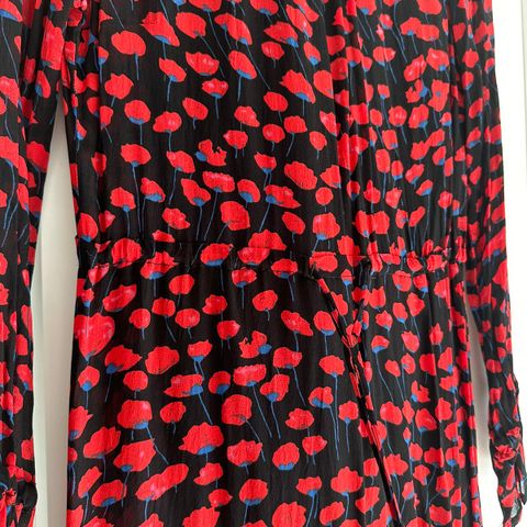 Poppy maxi dress fra Just