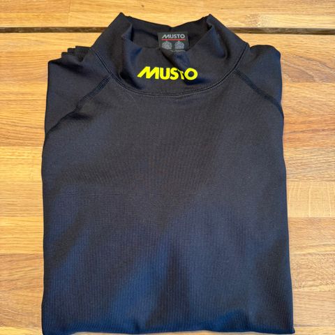 Musto Hydrothermo seil-/jollegenser