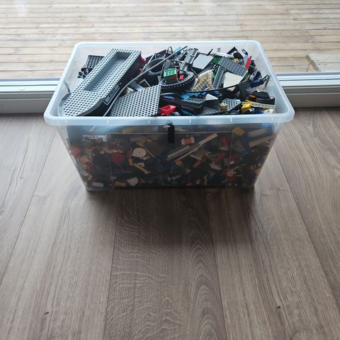 13 kg lego selges