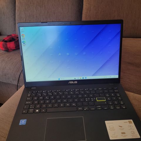 Asus E510 bærbar pc