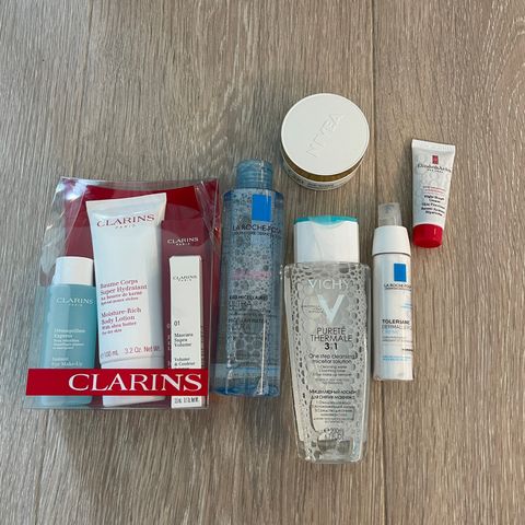 Diverse hudprodukter Clarins, Elisabeth Arden, La Roche-Posay, Nivea, Vichy