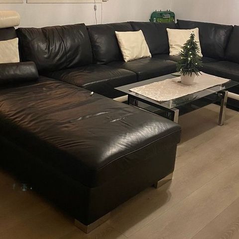 Stor modul sofa fra Dezign møbler med sjeselong selges kr 3000