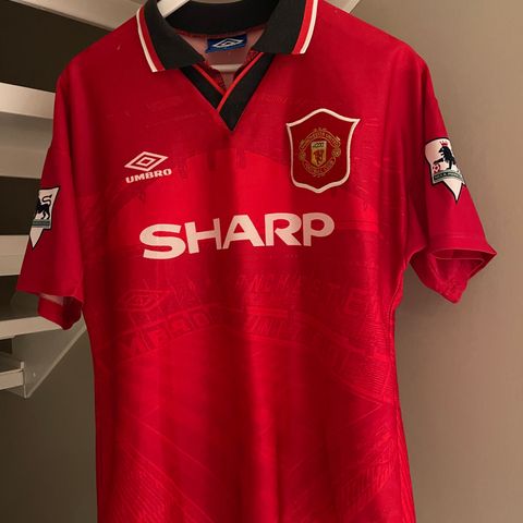 Manchester United 95/96 hjemmedrakt