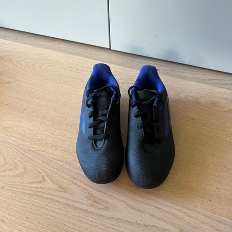 Adidas football sko 32