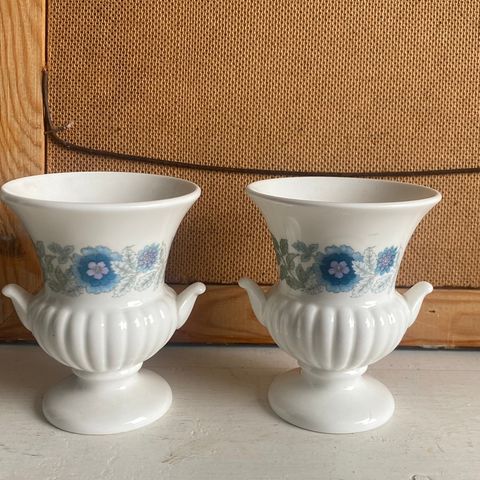 Wedgwood clementine , to små urner