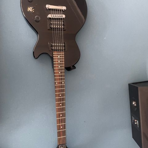 Epiphone Electar 10 gitar forsterker og gitar