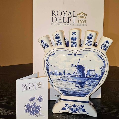 Royal Delft tulipan vase