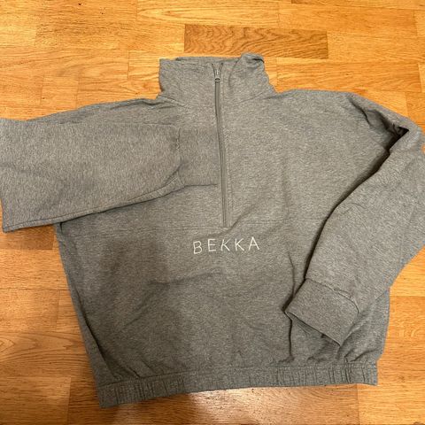 Bekka Highschool zip sweater