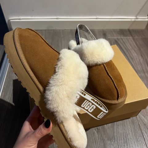 Ugg FUNKETTE - Sandaler