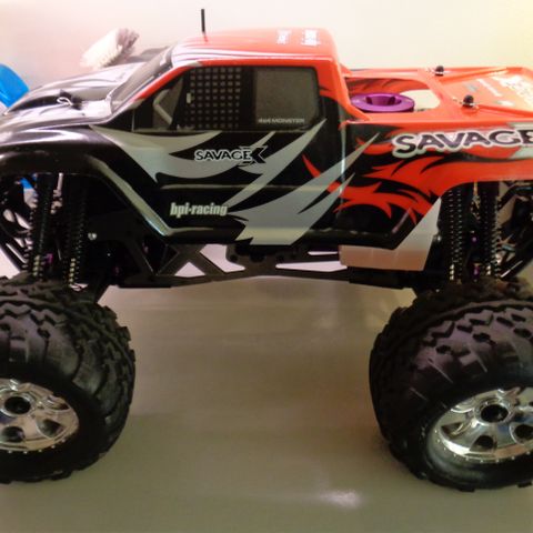 HPI Savage X 4.6 nitro med el.start (meget god stand)