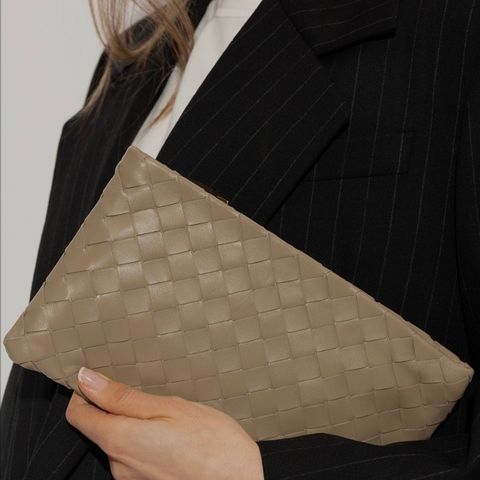 Bottega veneta clutch