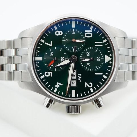 IWC PILOT S WATCH CHRONOGRAPH 41 / NORSK 2022 / Grønn skive