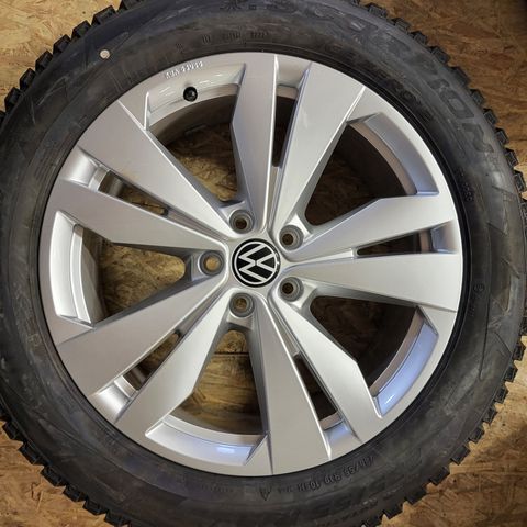 19" vinter framhjul m/pigg til VW ID.4 / ID.5