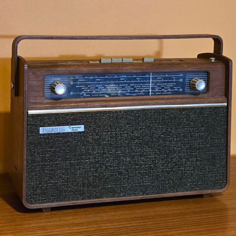 Tandberg teak transistor radio