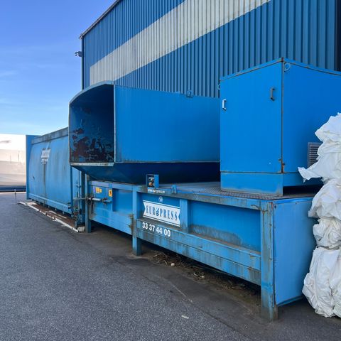 Europress stor container presse