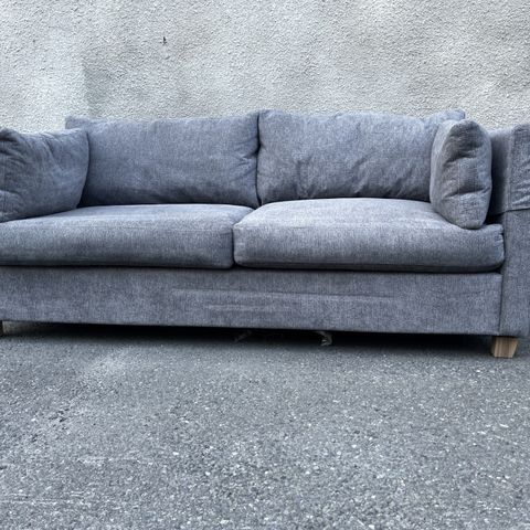 KUPP! MEGET PEN HUGO SOFA FRA HOME & COTTAGE SELGES BILLIG!