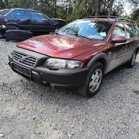 Volvo XC70 2.4 turbo 2001 selges i deler.