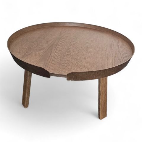 Loungebord fra Muuto, Around Large, Ø72 H36, stained dark brown, pent brukt